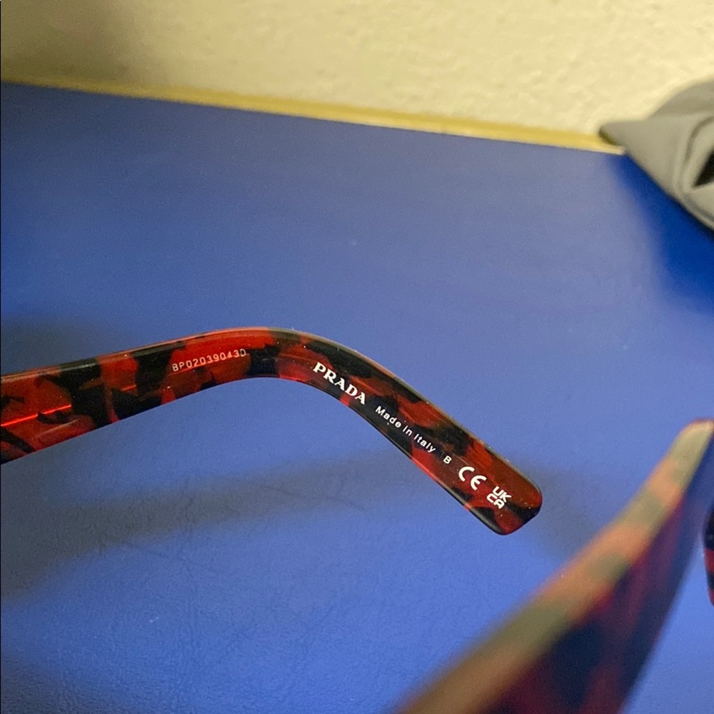 Prada Red and Black Sunglasses - Picture 3 of 3